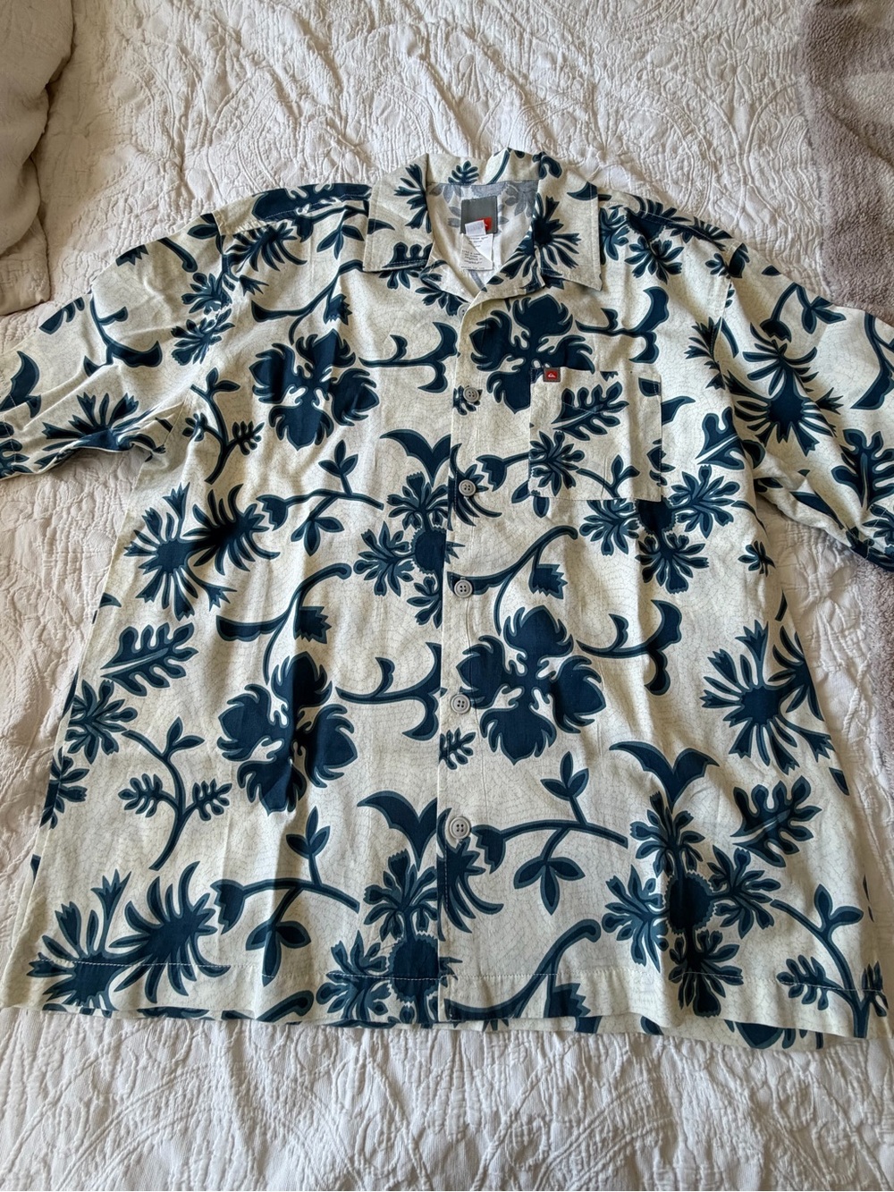 Quiksilver Men’s Hawaiian Short-Sleeve Shirt, Size M